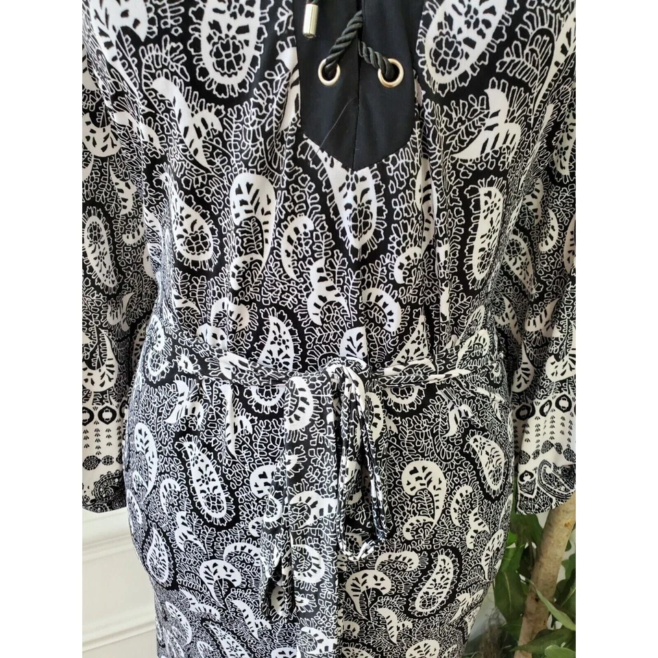 Vestido para mujer Mlle Gabrielle blanco y negro con cuello manga larga hasta la rodilla 3X Foto 3 de 4