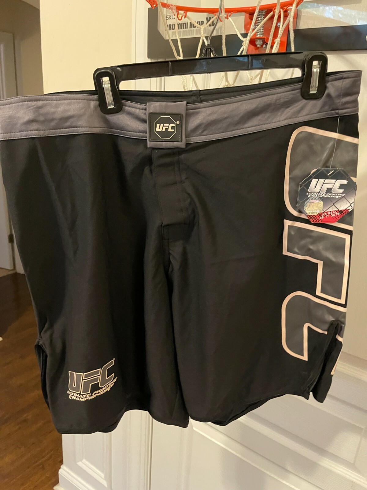 NEW UFC Fighting Pants as Real as it Gets size 36 Black
