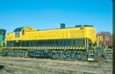 NYS&W 104 RS-3, Binghamton, NY, 01/89; Kodachrome Original