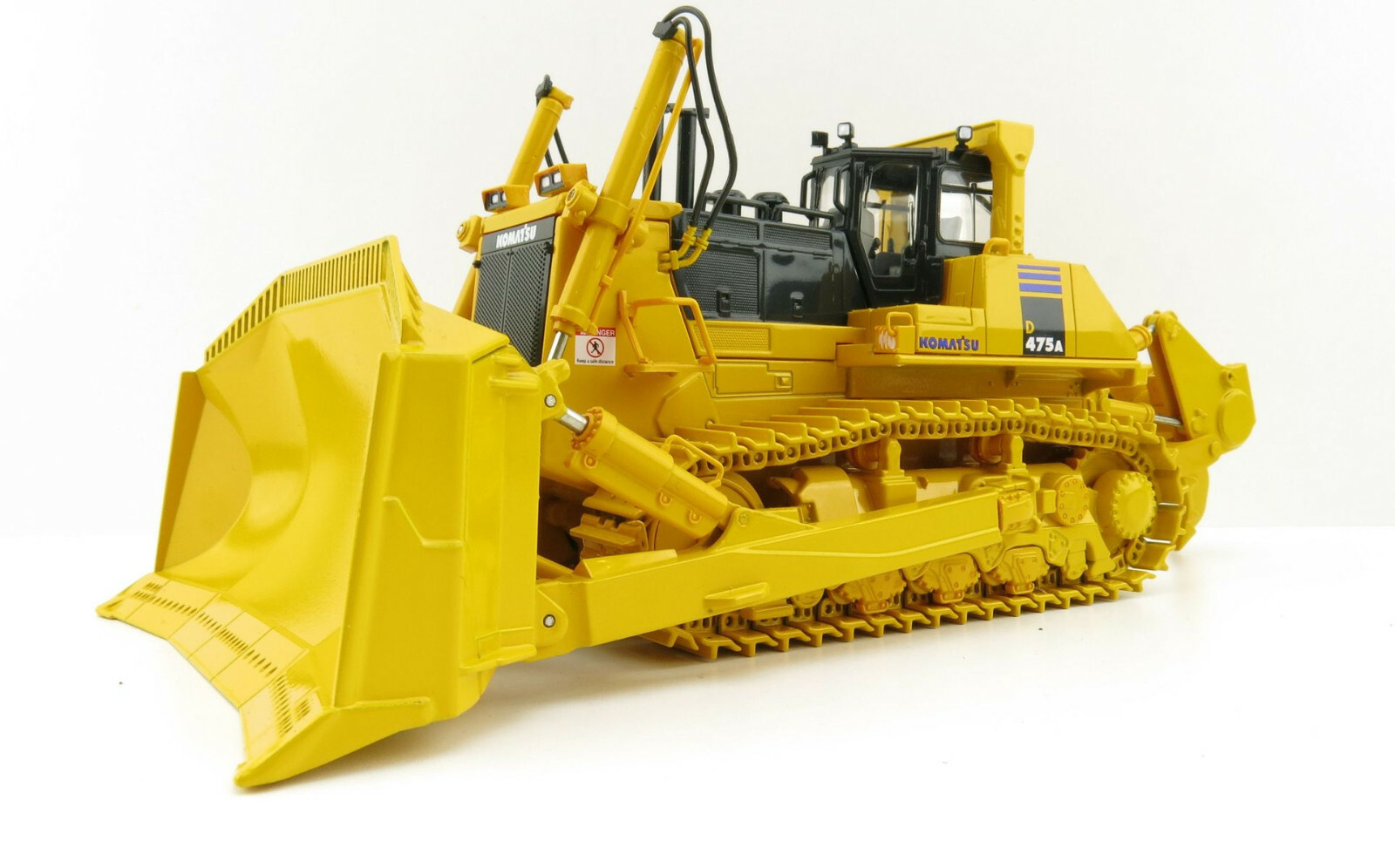 Nouveau bulldozer Komatsu Shinsei Mini Power Wide D475A