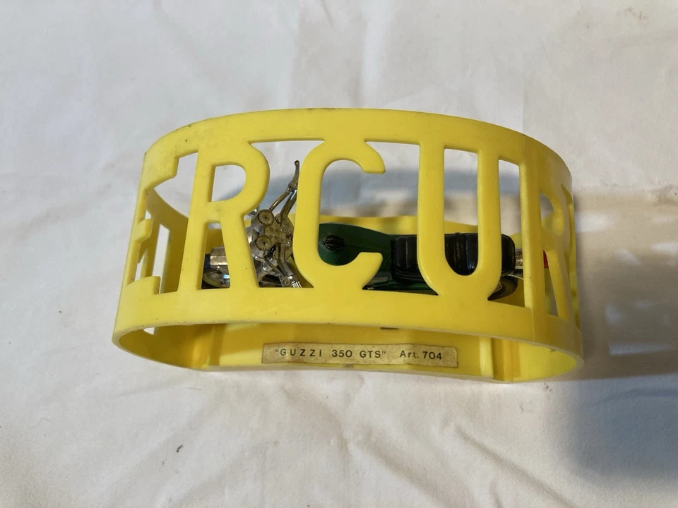 Moto Guzzi Modello 350 Gt S-Mercury -con supporto in plastica - Immagine 3 di 4