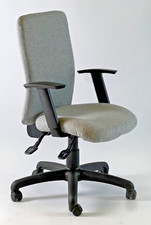 Albion Chairs Uni67Z task/operator chair in white/grey wool fabric: ex-showroom