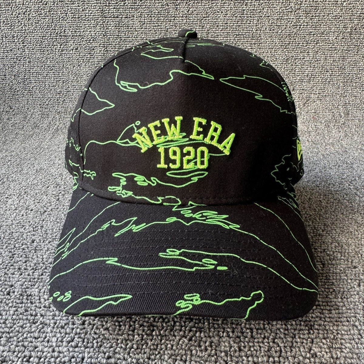 New Era 9FORTY Snapback Hat Black Neon Green Streetwear Cap