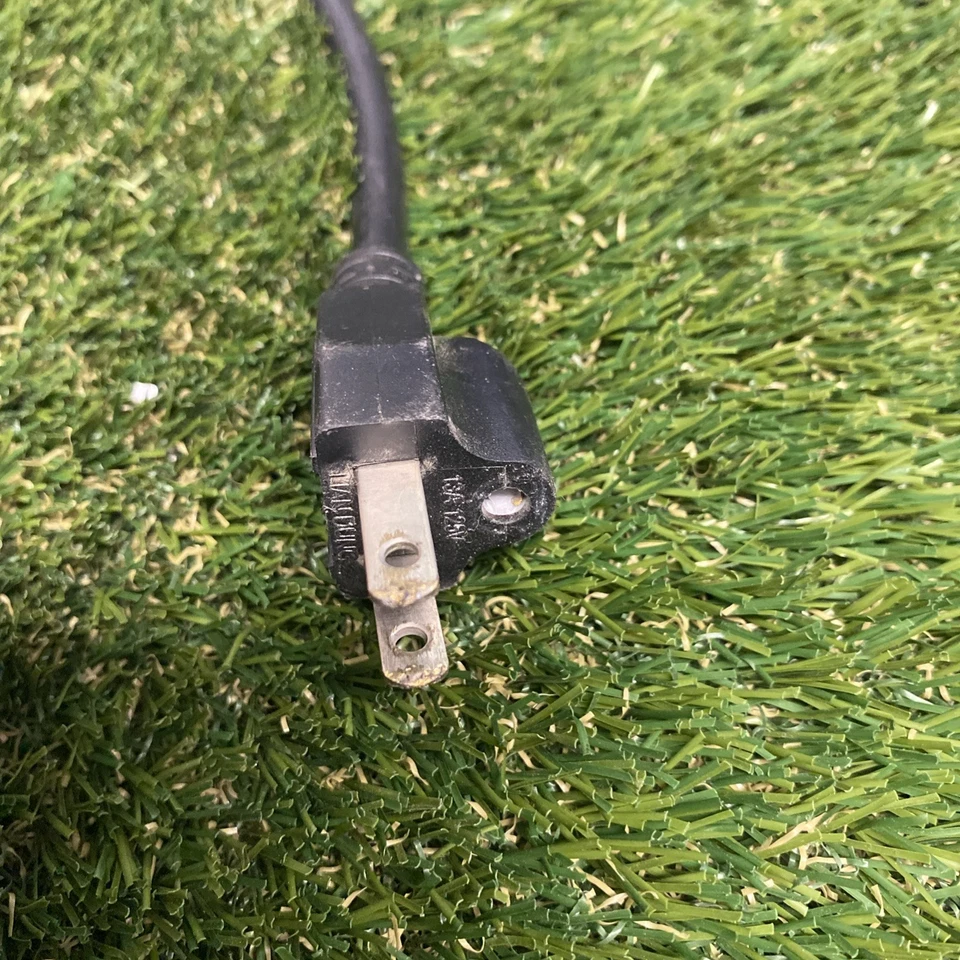 Yamaha OEM 48 Volt Golf Cart Battery Charger - 2-PIN Plug - Model #JW2-H2107-01 - Image 4 of 4