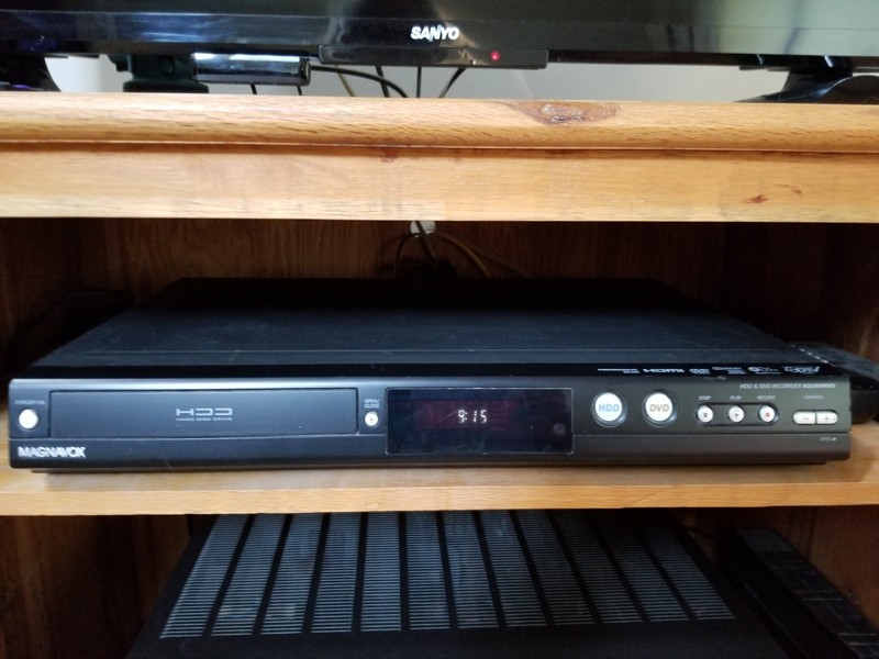 Magnavox H2160MW9 HDD & DVD Player & Recorder with Digital Tuner