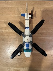LEGO CITY: Police Helicopter (7741)