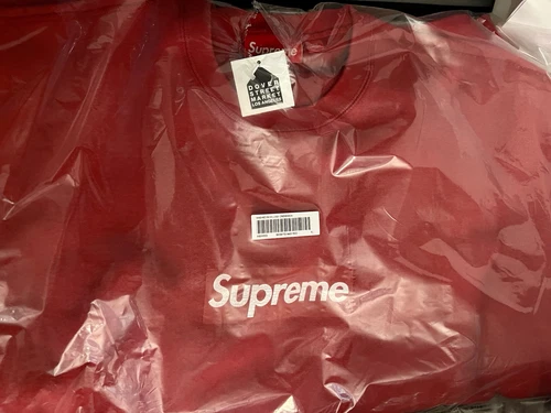 Col rond logo boîte lavée suprême taille XL rouge