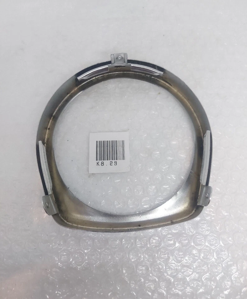 Suzuki A100 A-100 AC100 AX100 1975 Faro Faro Bisel Llanta Nuevo de Lote Antiguo Foto 4 de 4