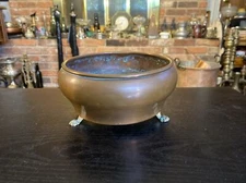 Antique Vintage Round Copper Jardinere Planter With Clawed Feet