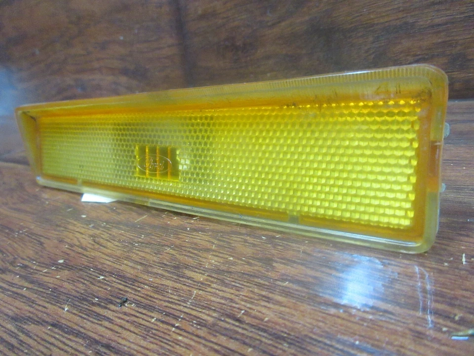 Ford F150, Bronco: 1980, 1981, 1982, 1983, 1984, 1985, 1986, marcador lateral izquierdo Foto 3 de 4