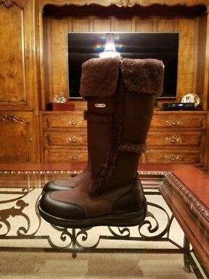 Canada shearling winter boots 6B 