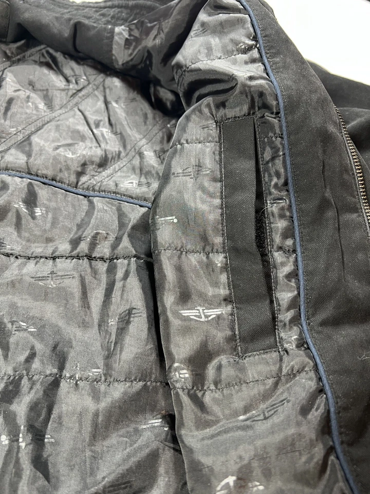 Chaqueta DOCKERS Premium Forrada Negra - Bolsillos interiores extra grandes para hombre Foto 4 de 4