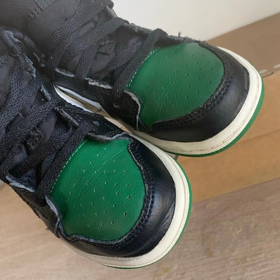 Nike AIR JORDAN 1 MID Pine Green Kids Sneakers 640735-067