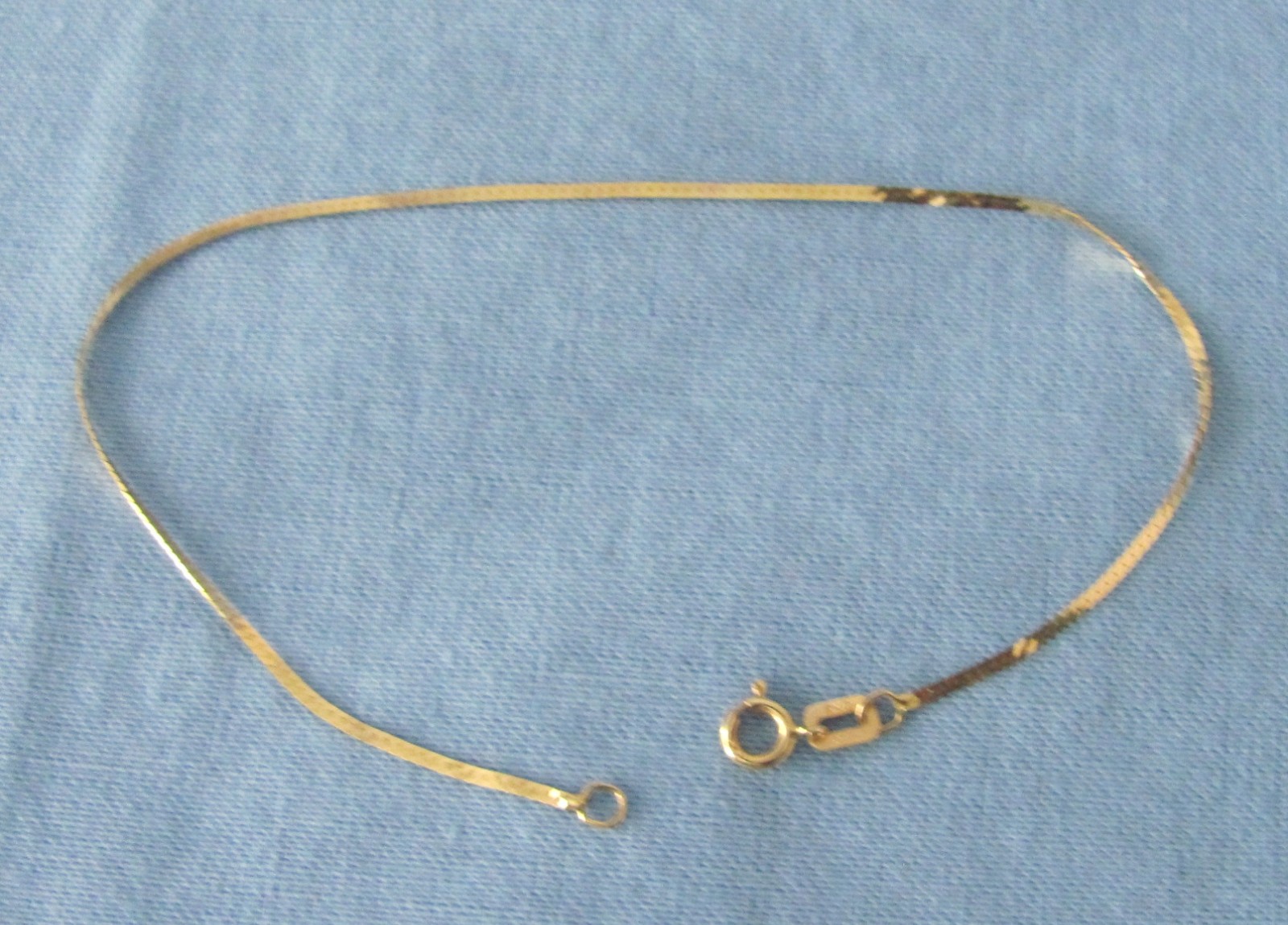 Petite 14k Solid Gold Herringbone Pattern 7" Brac… - image 1