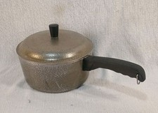 Vintage Club Aluminum Hammercraft 2 Qt Saucepan with Wood Handle — listing 5