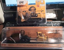 Peterbilt Tractor Trailer & CAT D5M Dozer 1:87 Model 84419 + CAT 1:64 excavator