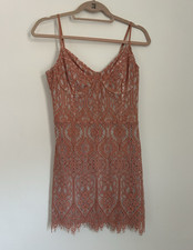 Express Pink Floral Lace Mini Dress M Sleeveless V-Neck Lined Zip Adjustable