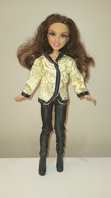 RARE Zendaya Doll Disney VIP 