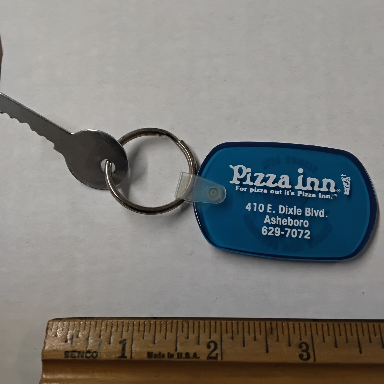 Pizza Inn Asheboro High School NC Blue Comets VTG promotional Keyring Keychain