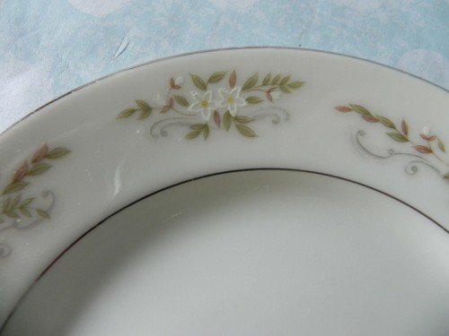 4 International Silver Co. Bread & Butter/Dessert Plates 6 1/4 in. Made in Japan - Picture 11 of 12