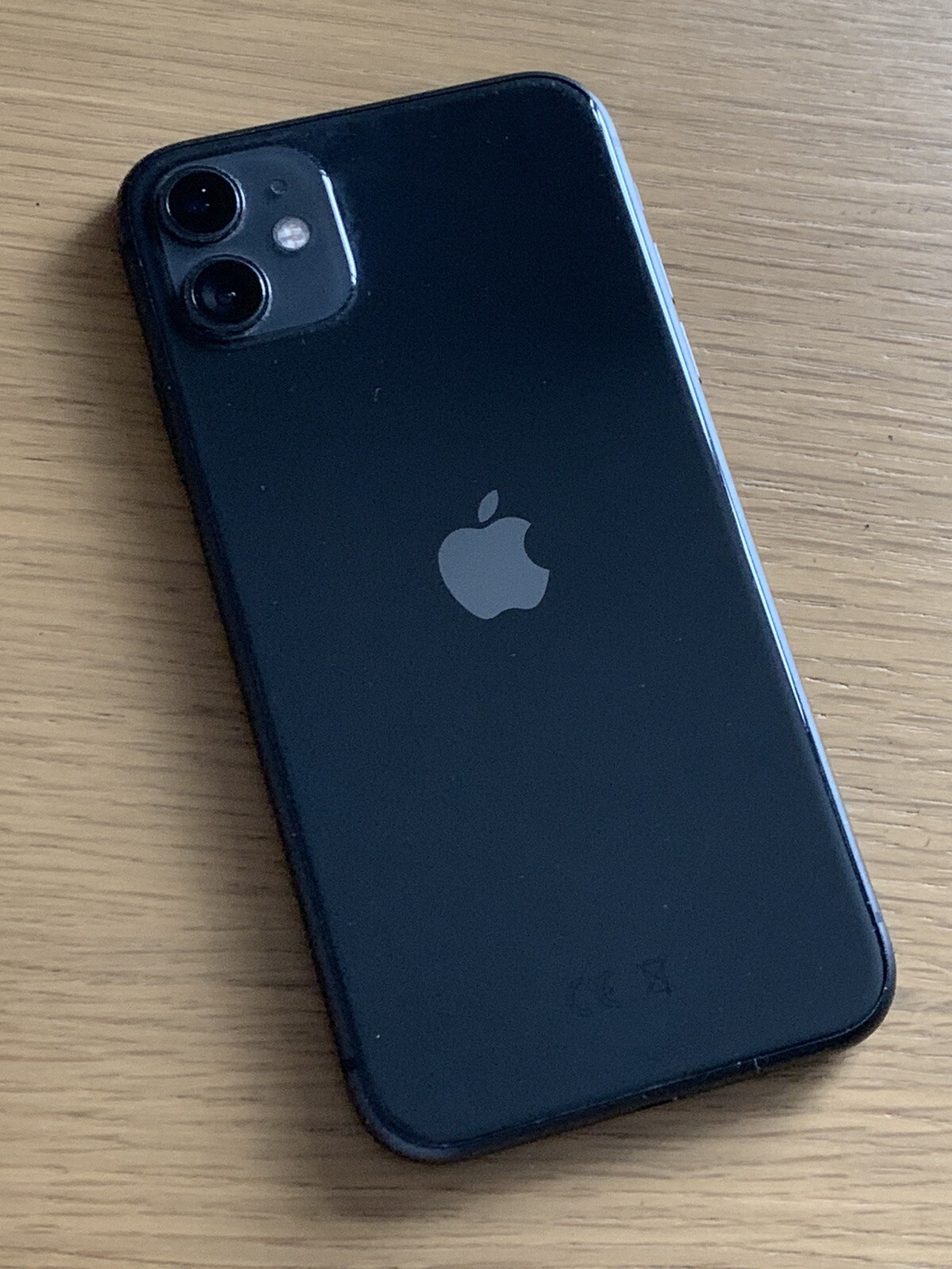 APPLE IPHONE 11 BLACK 256GB * UNLOCKED * iPhone 11 * GOOD CONDITION