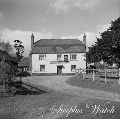 Upper Chute The Cross Keys Inn Wiltshire Foto-Negativ s/w 6x6 1950 INC   M620