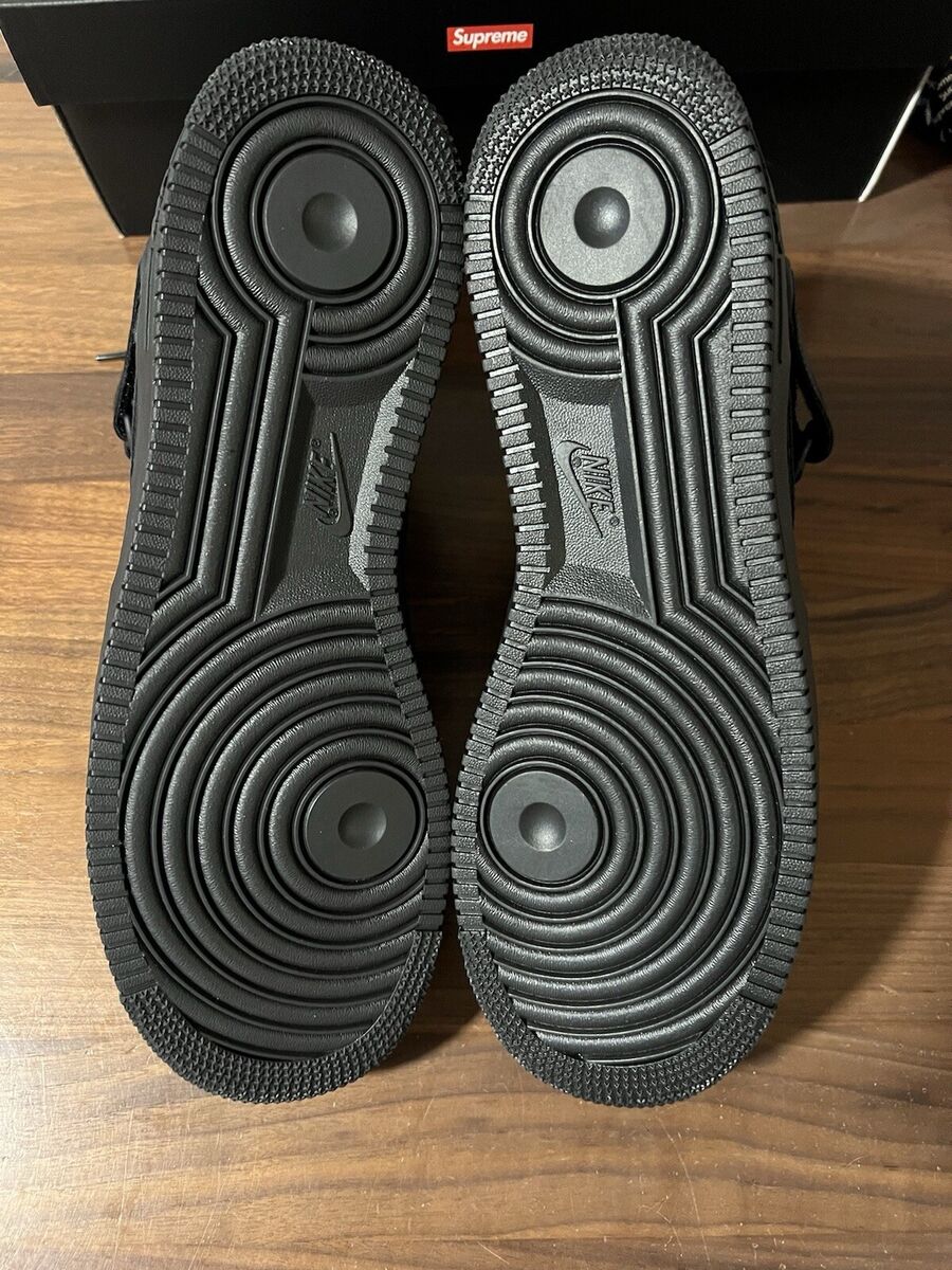 SUPREME X NIKE AIR FORCE 1 AF1 MID 'BOX LOGO - TRIPLE BLACK SUPREME X NIKE AIR FORCE 1 AF1 MID 'BOX LOGO - TRIPLE BLACK