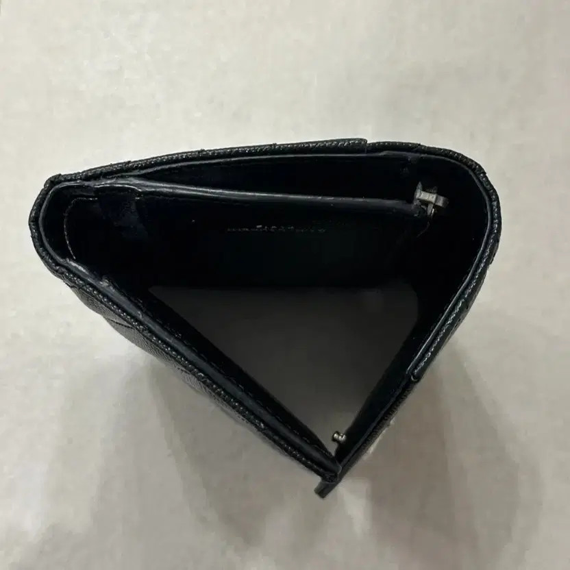 Saint Laurent Matalasse Black Leather Card Wallet (Authentic) thumbnail 2