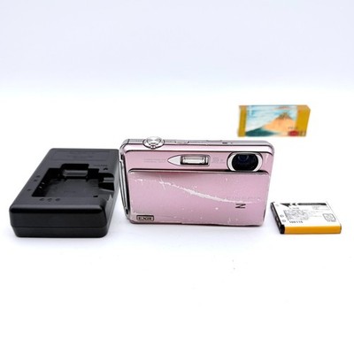FUJIFILM FinePix Z700EXR Pink 5x Zoom Compact Camera w/ Charger