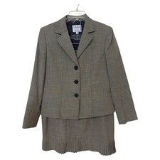 Le Suit Women s SZ 12 Beige Polyester 2PC Pleated Bottom Skirt Suit