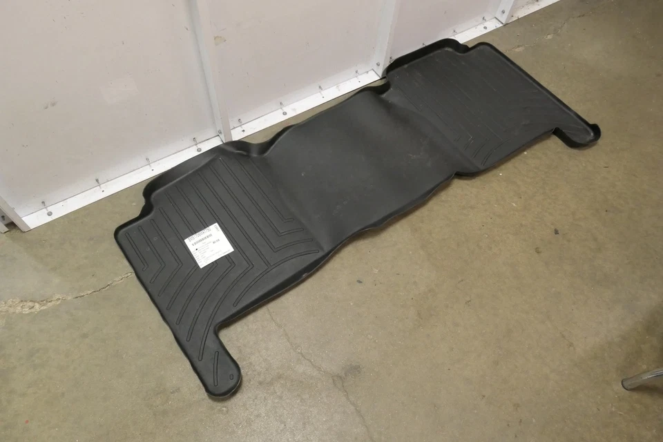 Alfombrilla trasera Weather Tech para Ford Transit 250 2017 Foto 2 de 3