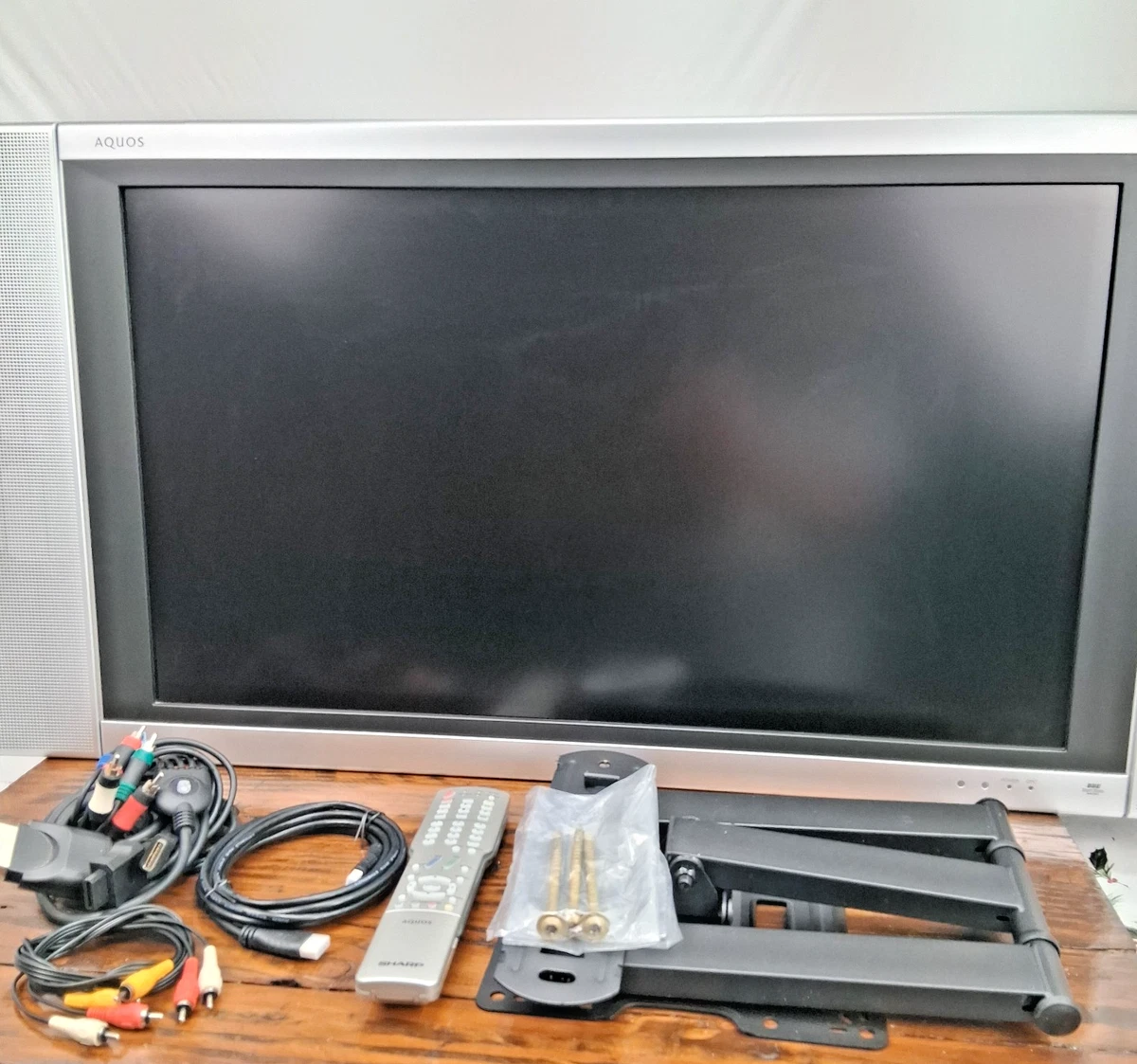 Sharp LCD 720p (HD) Maximum Resolution 30-39 in Screen TVs for