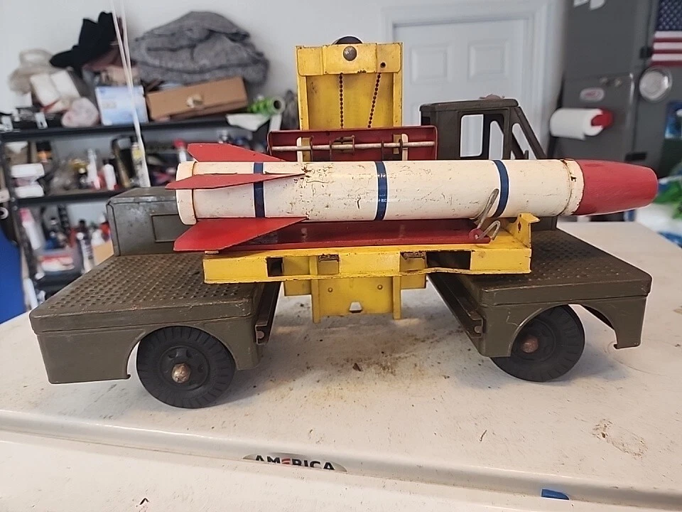 Lint Toys Traveloader Guided Missle Carrier - Image 2 of 4