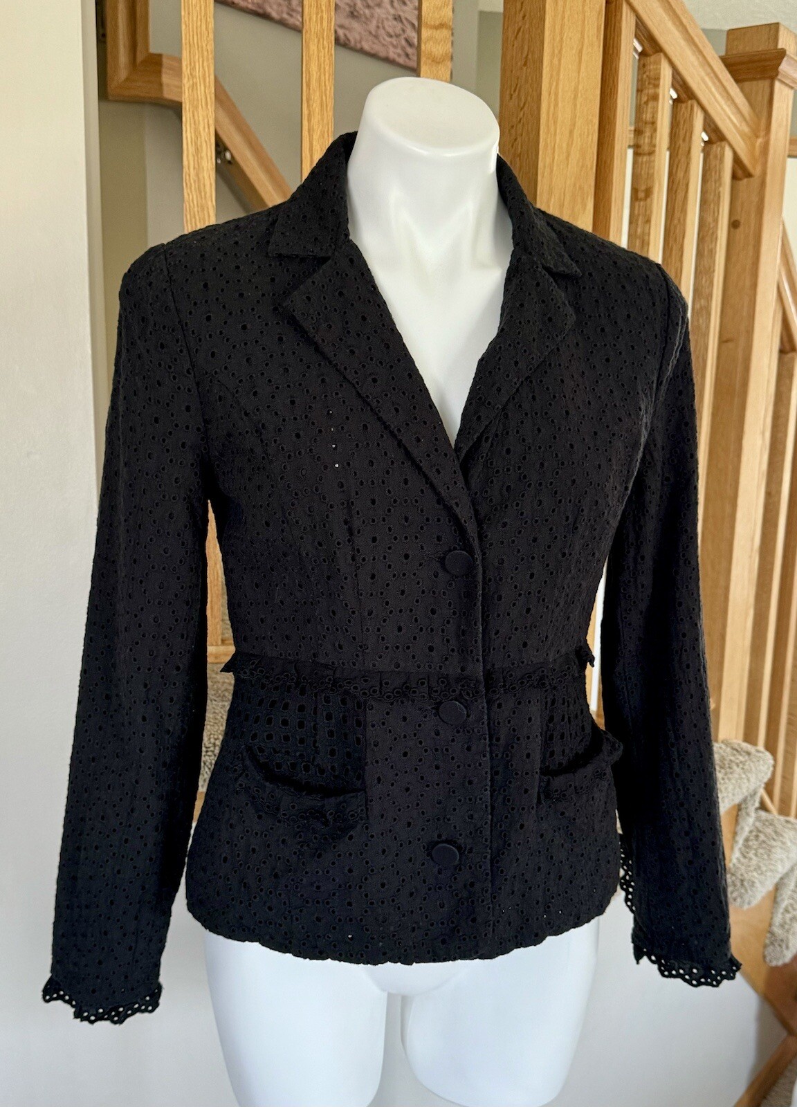 Chaqueta Blazer para Mujer Cabi #5293 Flamenca Negra Ojales Algodón Bolsillos Forrada Talla 4