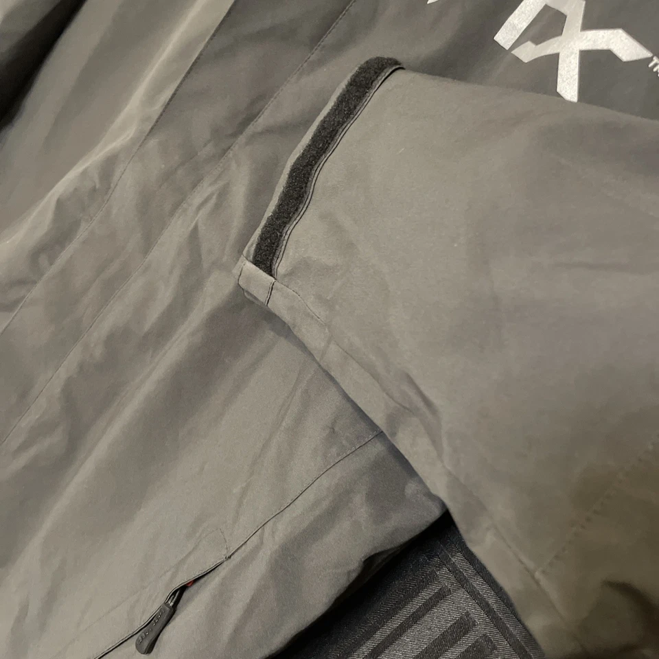 Fogg Toggs Men’s FLX Armor Waterproof Rain Jacket Fishing Hunting Coat Size M - Image 3 of 4