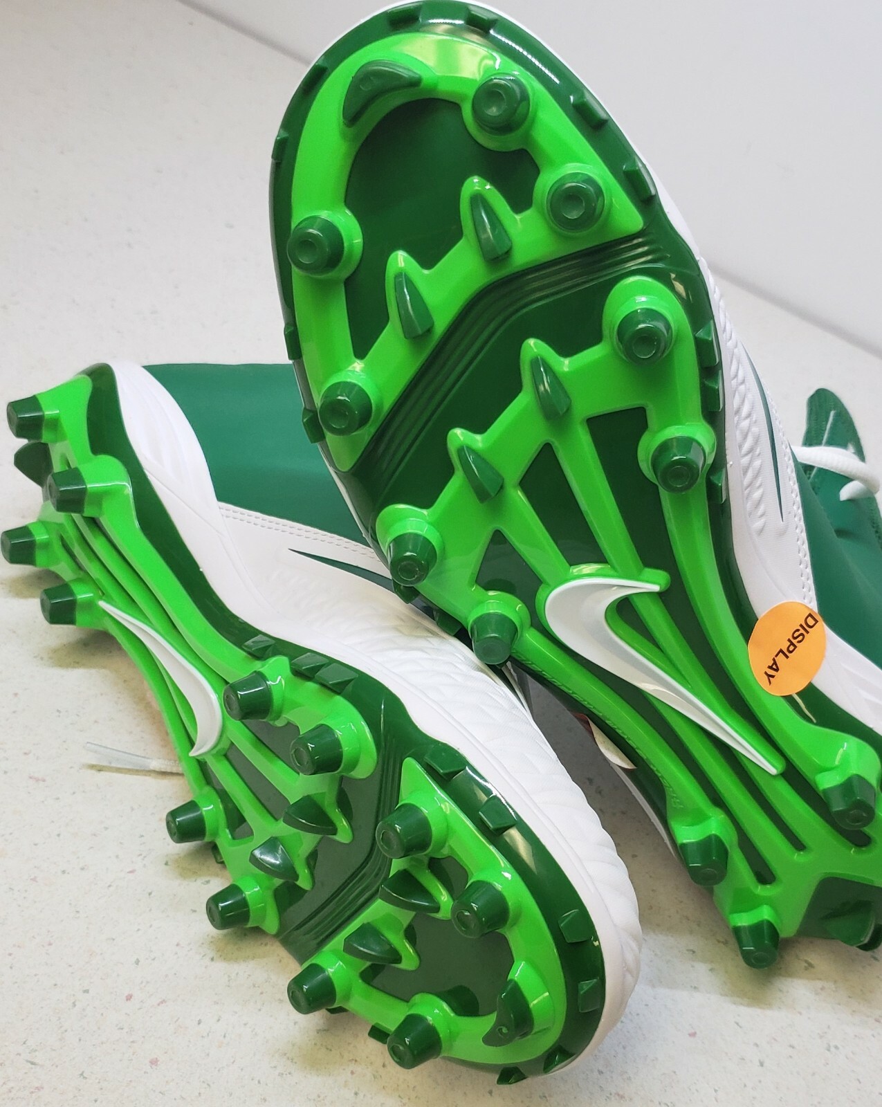 nike force savage varsity cleats