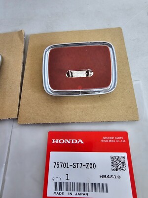 Where can I find red emblems for 2000 Acura Integra