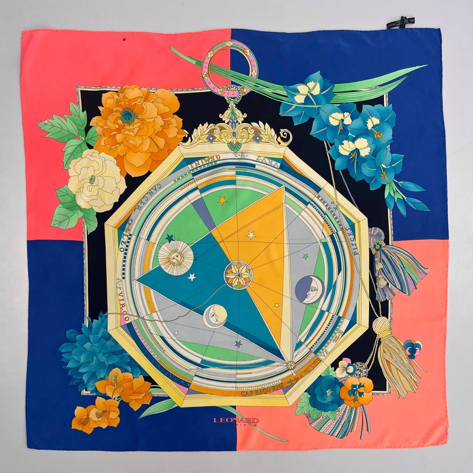 Vintage LEONARD PARIS Zodiac Solar System Multicorored Silk Scarf Large 86 cm