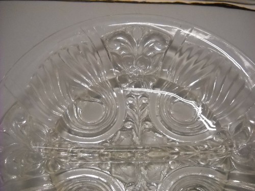 Vintage Glass Divided Nuts Candy Dish Relish Condiments with Handle - Picture 2 of 6