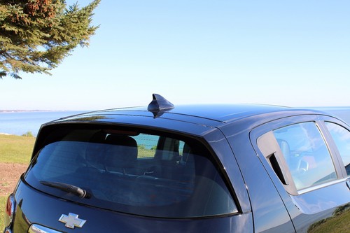 Functional AM/FM BLACK Shark Fin Antenna - FITS: 1990-1994 Volkswagen Corrado - Picture 3 of 8