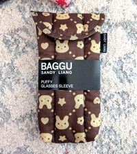 NEW BAGGU x SANDY LIANG Limited Edition Puffy Glasses Sleeve Brown Bunny Print