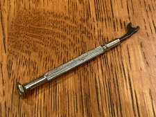 Vintage Precision 40 Wrench - Fluted Grip Swivel Head Handle