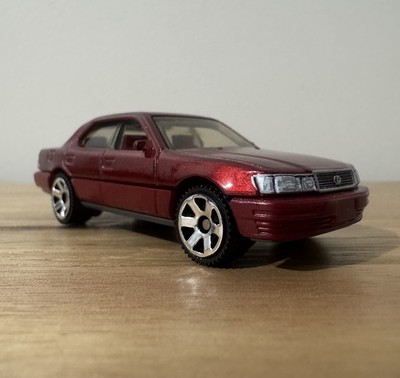 Matchbox MBX Japan Cruisers II. 1994 Lexus LS400. Red.