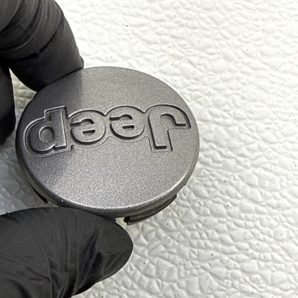 Tapacubos gris OEM 1997-2001 Jeep Cherokee XJ Wrangler llanta (1) Foto 4 de 4