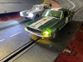 Carrera Universal Uni 132 Carrera Ford Mustang 350 GTo Licht auf Uni Chassis