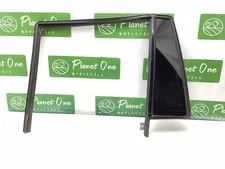 2015-20 CADILLAC ESCALADE ESV REAR LEFT DOOR WINDOW RUN CHANNEL & VENT GLASS OEM