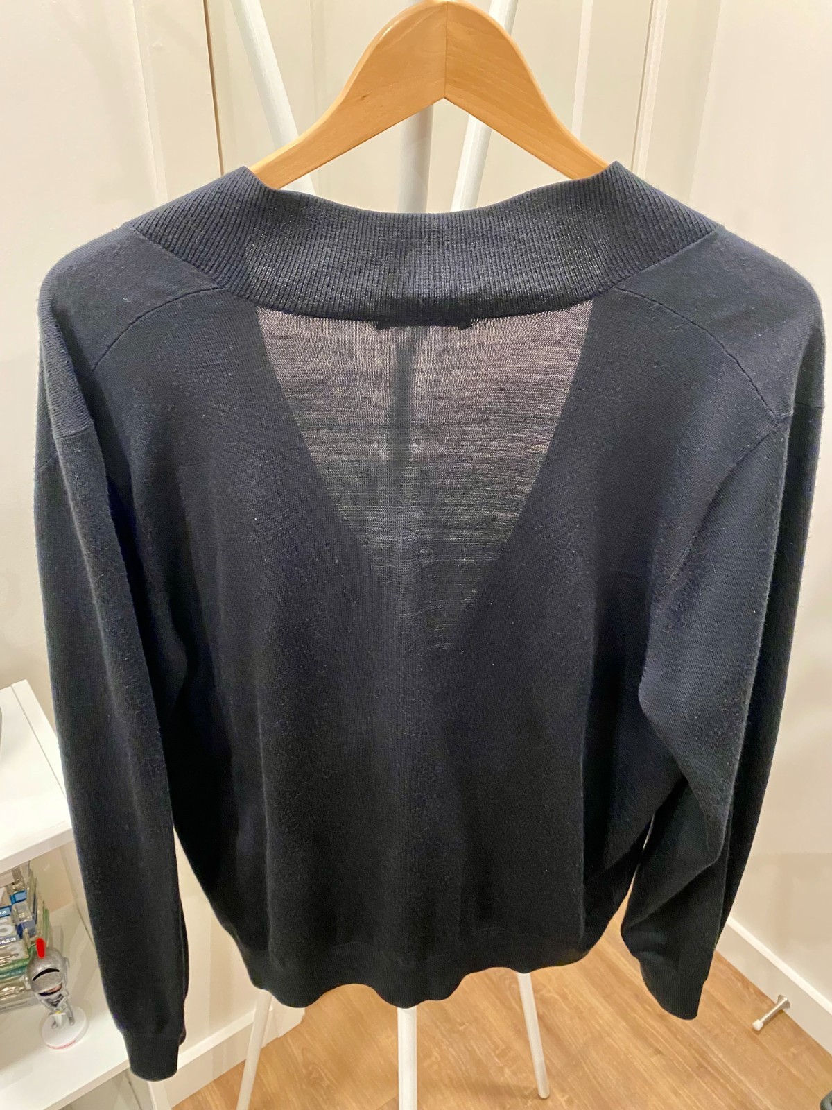 Murano Modern Performance V-Neck Button-Front Car… - image 2