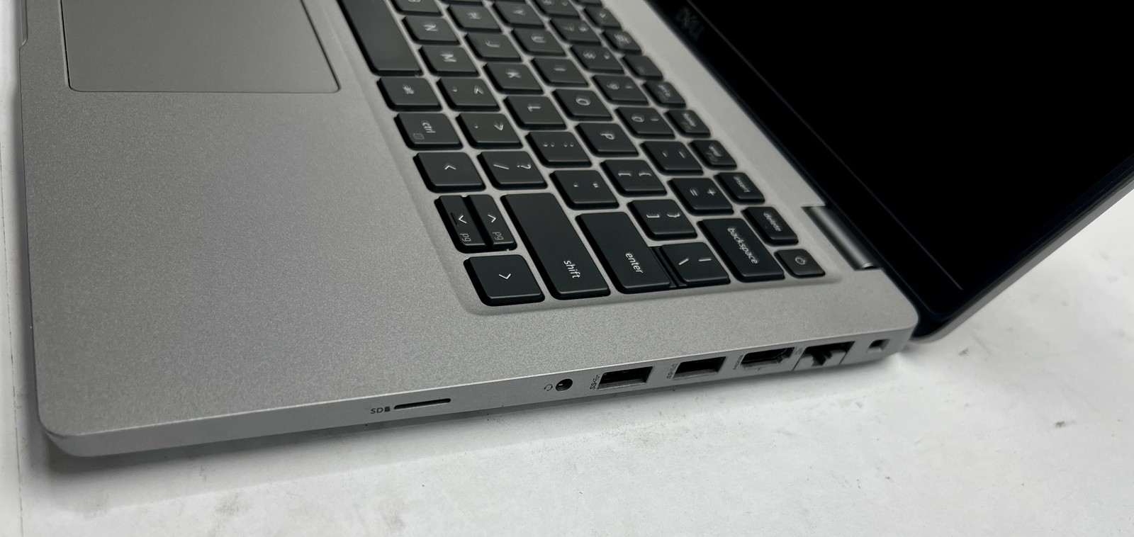 Dell Dell, 14-Inch Laptop, with Intel Core i5-1135G7, Windows 11 Pro