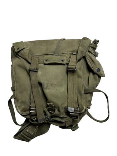 ORIGINAL WWII US ARMY M1945 UPPER COMBAT FIELD PACK & SUSPENDERS- 1945