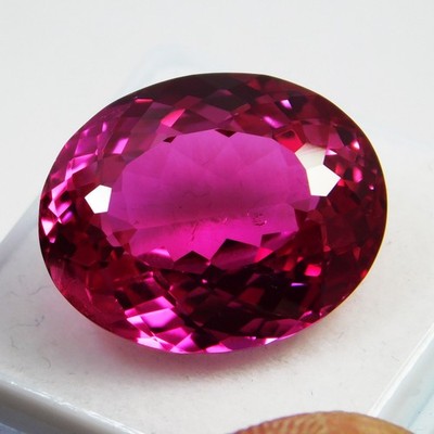 Natürlicher Rosa Ruby 28.90 Ct Oval Schmuck-Edelstein IGL Zertifiziert Selten